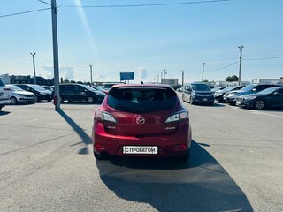 2013 Mazda Axela II Рестайлинг, красный, 989000 рублей, вид 5