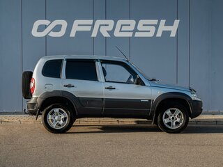 2010 Chevrolet Niva I Рестайлинг, серебристый, 470000 рублей, вид 5