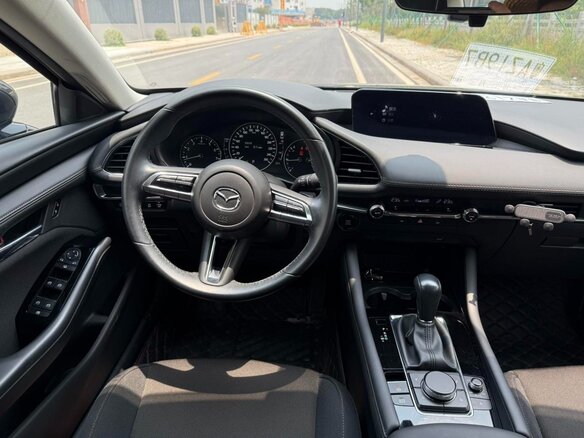 2022 Mazda 3 Axela IV (BP), серый, 1660700 рублей - вид 20