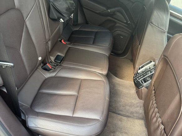 2013 Porsche Cayenne S II (958), коричневый, 3500000 рублей - вид 24