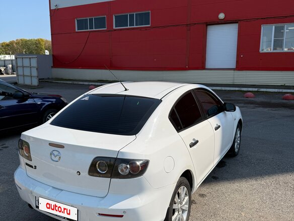 2008 Mazda 3 I (BK) Рестайлинг, белый, 519000 рублей - вид 3