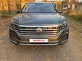 2018 Volkswagen Touareg III, серый, 5250000 рублей - вид 4