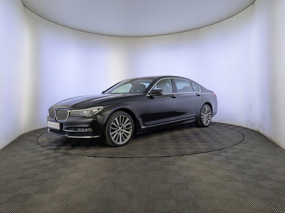 2016 BMW 7 серии Long 730Ld xDrive VI (G11/G12), чёрный, 2950000 рублей