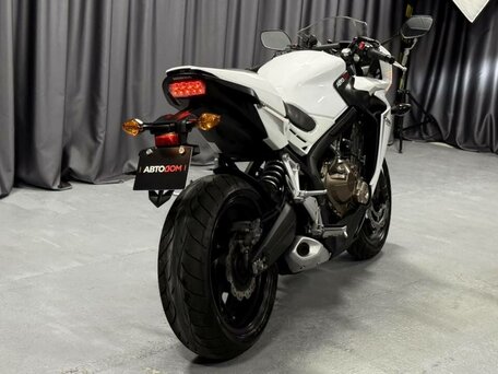2017 Honda CBR 650F, белый, 650000 рублей, вид 4