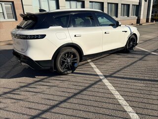 2023 Voyah Free I Рестайлинг, белый, 4100000 рублей, вид 4