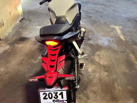 2024 Honda CB 650R, серый, 1250000 рублей, вид 5