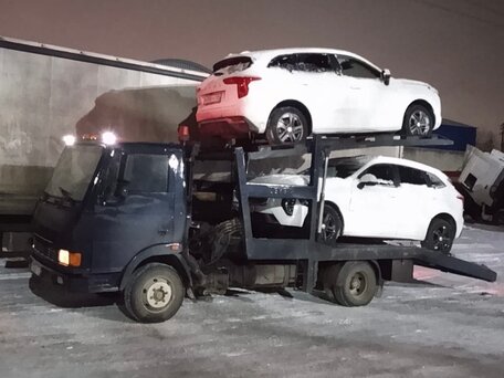2010 TATA 613, синий, 1300000 рублей, вид 1