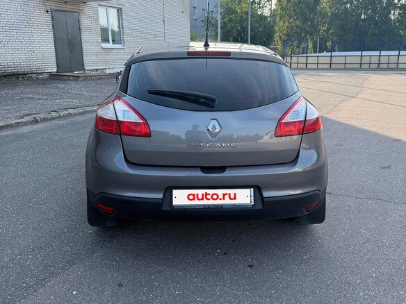 2013 Renault Megane III Рестайлинг, серый - вид 3