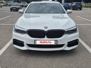 2019 BMW 5 серии 530i xDrive VII (G30/G31/G38), белый, 4490000 рублей, вид 2