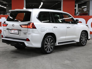 2018 Lexus LX 570 III Рестайлинг 2, белый, 8598000 рублей, вид 5