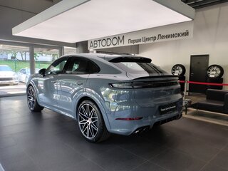 2026 Porsche Cayenne GTS Coupé III Рестайлинг, серый, 28960000 рублей, вид 3