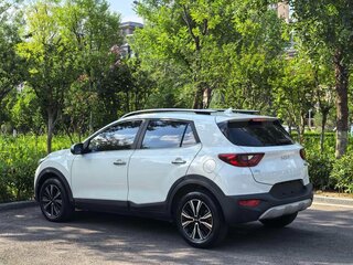 2023 Kia KX1, белый, 1370000 рублей, вид 4