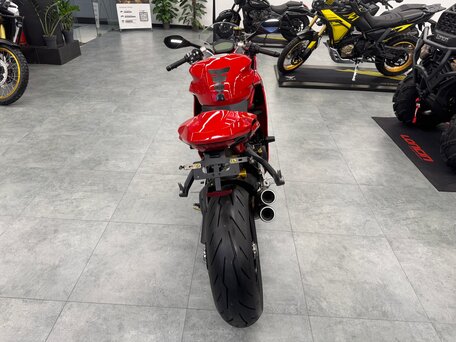 2018 Ducati Supersport, красный, 950000 рублей, вид 4