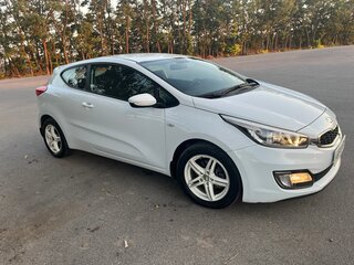 2013 Kia Ceed II, белый, 1450000 рублей, вид 3