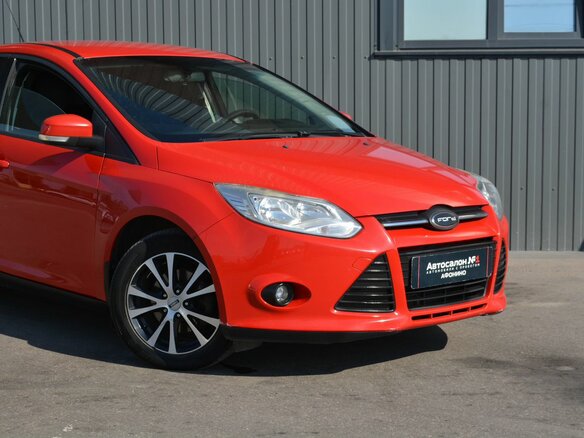 2012 Ford Focus III, красный - вид 3