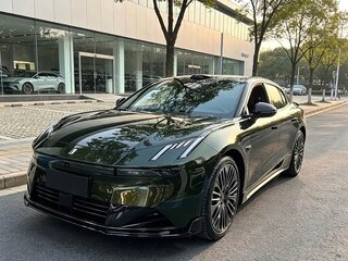 2025 Lynk & Co 10 38.2 kWh, зелёный, 4250224 рублей, вид 1