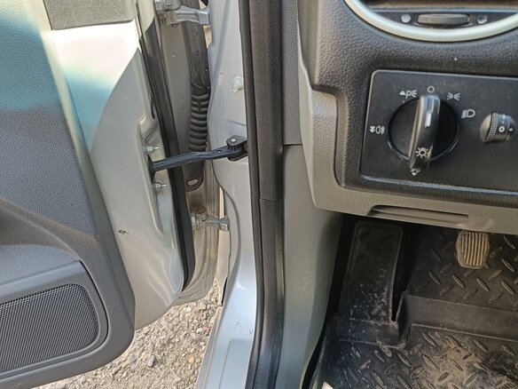 2008 Ford Focus II, серебристый, 555000 рублей - вид 12