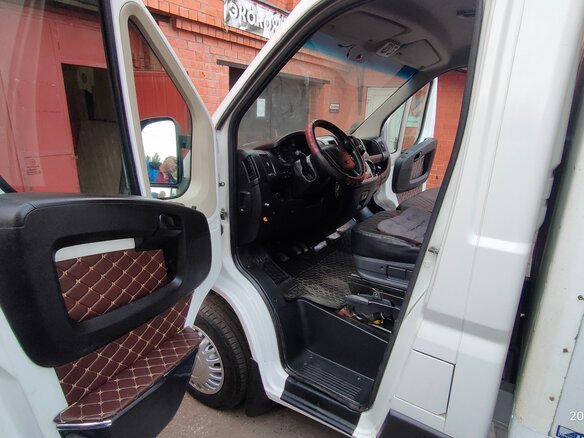 2011 Peugeot Boxer, белый, 1490000 рублей - вид 9