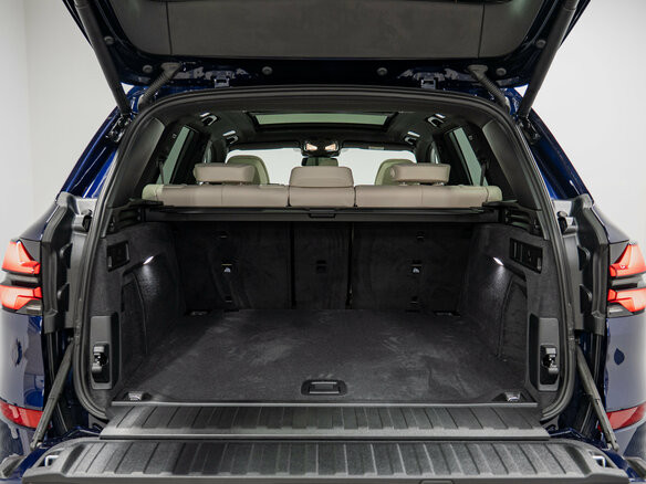 2026 BMW X5 30d IV (G05/G18) Рестайлинг, синий, 16190000 рублей - вид 23