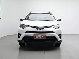 2019 Toyota RAV4 IV (XA40) Рестайлинг, белый, 1693000 рублей, вид 2