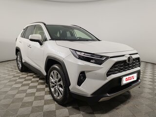 2025 Toyota RAV4 V (XA50), белый, 5990000 рублей, вид 3