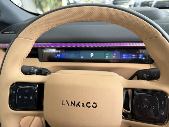 2026 Lynk & Co 900, чёрный, 8050000 рублей - вид 17