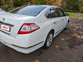 2011 Nissan Teana II (J32) Рестайлинг, белый, 1200000 рублей, вид 4