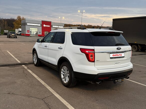 2014 Ford Explorer V, белый, 1680000 рублей - вид 10
