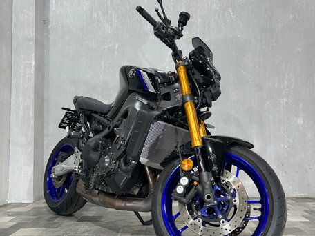 2021 Yamaha MT-09 (FZ-09), чёрный, 1019000 рублей, вид 4