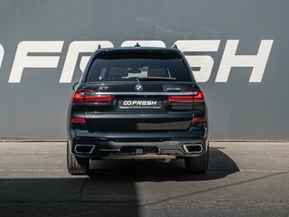2022 BMW X7 40i I (G07), чёрный, 8699000 рублей, вид 4