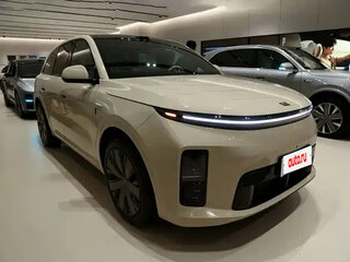 2026 Li Auto (Lixiang) L6 II, бежевый, 7053206 рублей, вид 3
