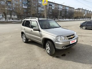 2014 Chevrolet Niva I Рестайлинг, серый, 610000 рублей, вид 3
