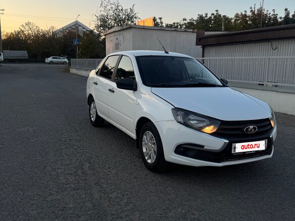 2020 Lada (ВАЗ) Granta I Рестайлинг, белый - вид 2