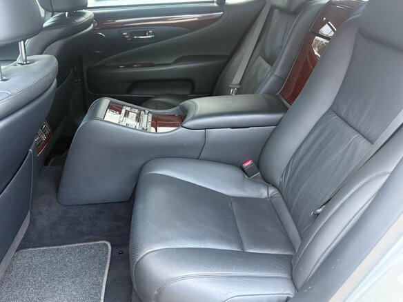 2007 Lexus LS Long 460 L IV, серебристый, 2400000 рублей - вид 7