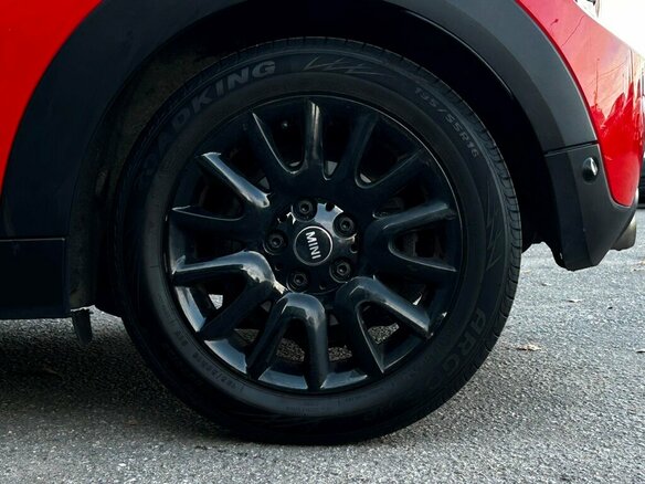 2021 Mini Hatch Cooper III (F55/F56) Рестайлинг, оранжевый, 2220700 рублей - вид 19