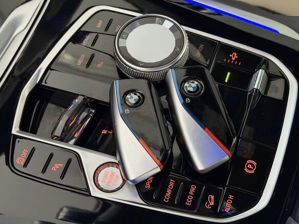 2024 BMW X5 40i IV (G05/G18) Рестайлинг, чёрный - вид 25