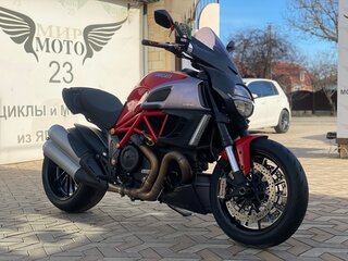2011 Ducati Diavel, красный, 999999 рублей, вид 1