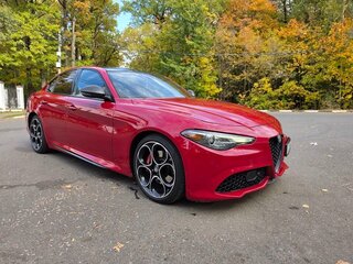 2020 Alfa Romeo Giulia II (952), красный, 3750000 рублей, вид 1