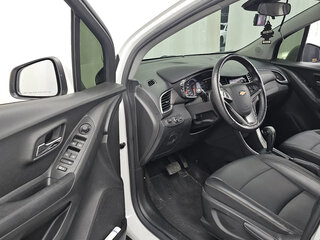 2022 Chevrolet Trax I Рестайлинг, белый, 1090500 рублей, вид 5