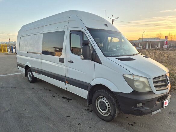2010 Mercedes-Benz Sprinter, белый, 1800000 рублей - вид 3