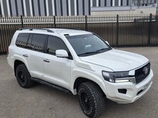 2012 Toyota Land Cruiser 200 Series Рестайлинг 1, белый, 4990000 рублей, вид 3