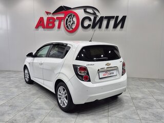 2015 Chevrolet Aveo II, белый, 799000 рублей, вид 5