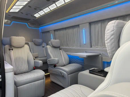 2026 Mercedes-Benz Sprinter, чёрный, 29990000 рублей, вид 1