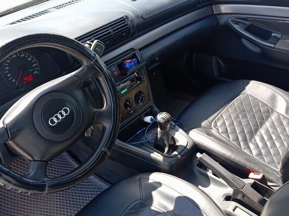1998 Audi A4 I (B5), серебристый, 238000 рублей - вид 4