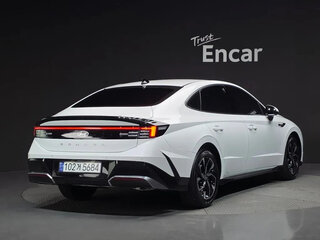 2025 Hyundai Sonata VIII (DN8) Рестайлинг, белый, 3000000 рублей, вид 4
