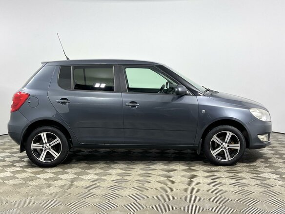 2010 Skoda Fabia II Рестайлинг, серый - вид 4