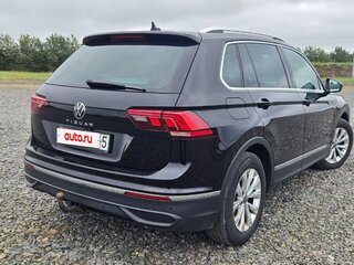 2021 Volkswagen Tiguan II Рестайлинг, чёрный, 2377335 рублей, вид 5