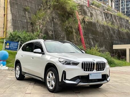 2023 BMW X1 Long 20Li sDrive III (U11/U12), белый, 3450000 рублей, вид 3
