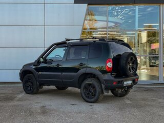 2016 Chevrolet Niva I Рестайлинг, зелёный, 650000 рублей, вид 2