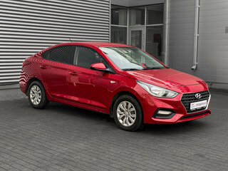 2018 Hyundai Solaris II, красный, 1240000 рублей, вид 3